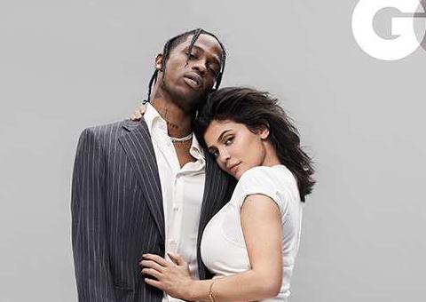 Kylie Jenner aparece como 'Virgem Maria' em clipe de namorado, Travis Scott