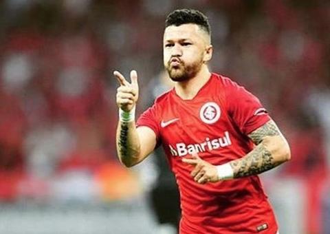 Rossi compara rebaixamento do Internacional à queda de avião da Chapecoense