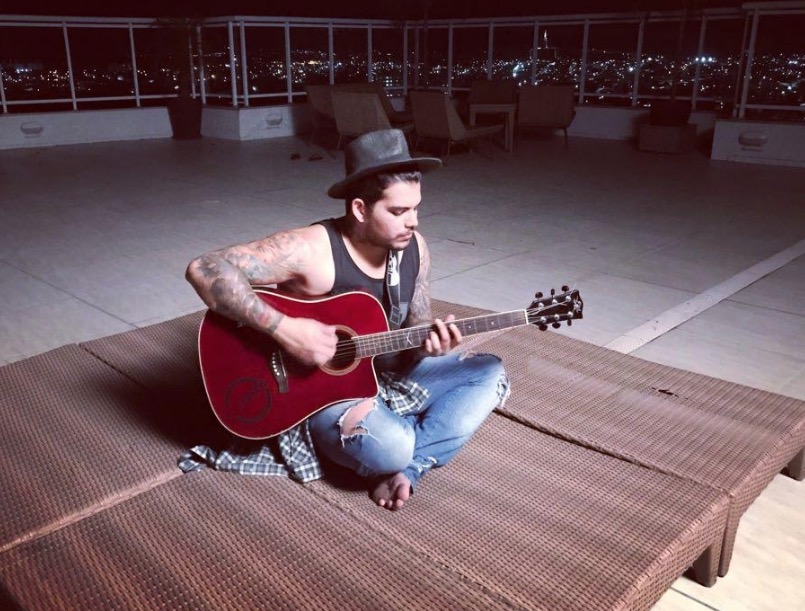 Cantor Luke Marcell lança música em homenagem ao Dia dos Pais