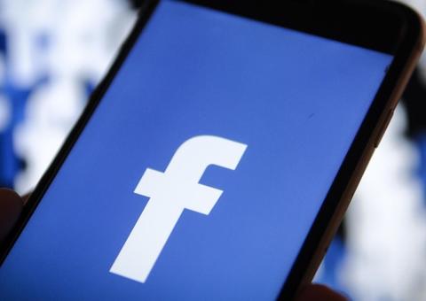 Facebook exigirá autorização especial para páginas de grande audiência