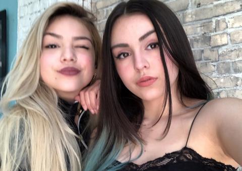  Melody lança clipe com irmã e bomba com milhões de visualizações