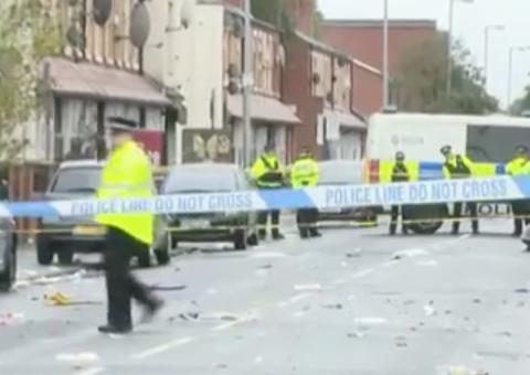 Dez pessoas ficam feridas em tiroteio durante carnaval na Inglaterra