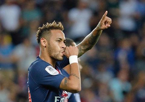 Neymar marca com 10 minutos e PSG vence na estreia do Francês
