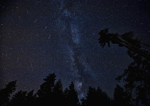 Chuva de meteoros poderá ser vista nesta madrugada