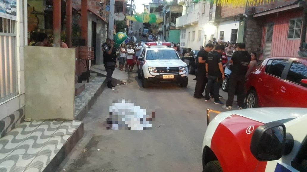 Homem é executado com 12 tiros por encapuzados em Manaus