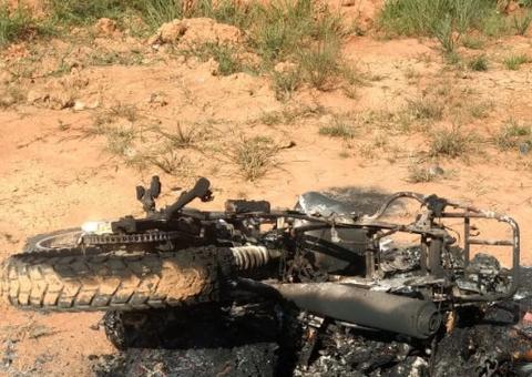 No Amazonas, corpos são encontrados carbonizados em estrada