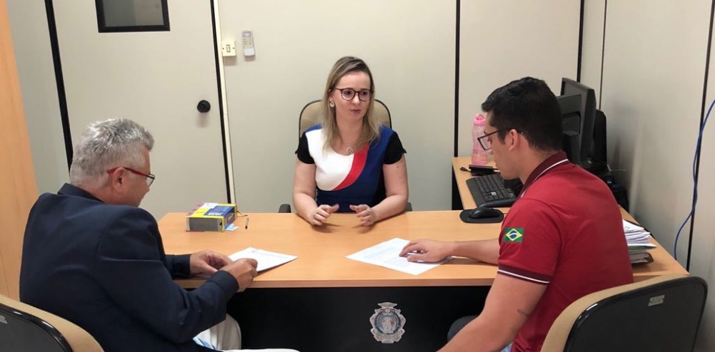 Juíza determina que Prefeitura de Rio Preto da Eva nomeie 640 aprovados em concurso