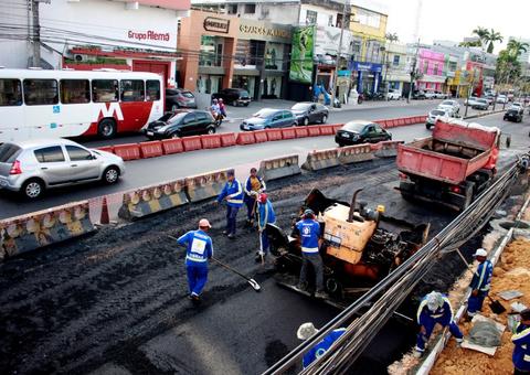 Com obra quase finalizada, Av. Djalma Batista deve ser liberada ainda esta semana