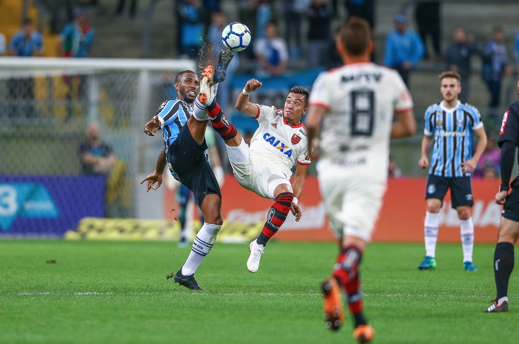 Flamengo e Grêmio decidem passagem à semifinal da Copa do Brasil