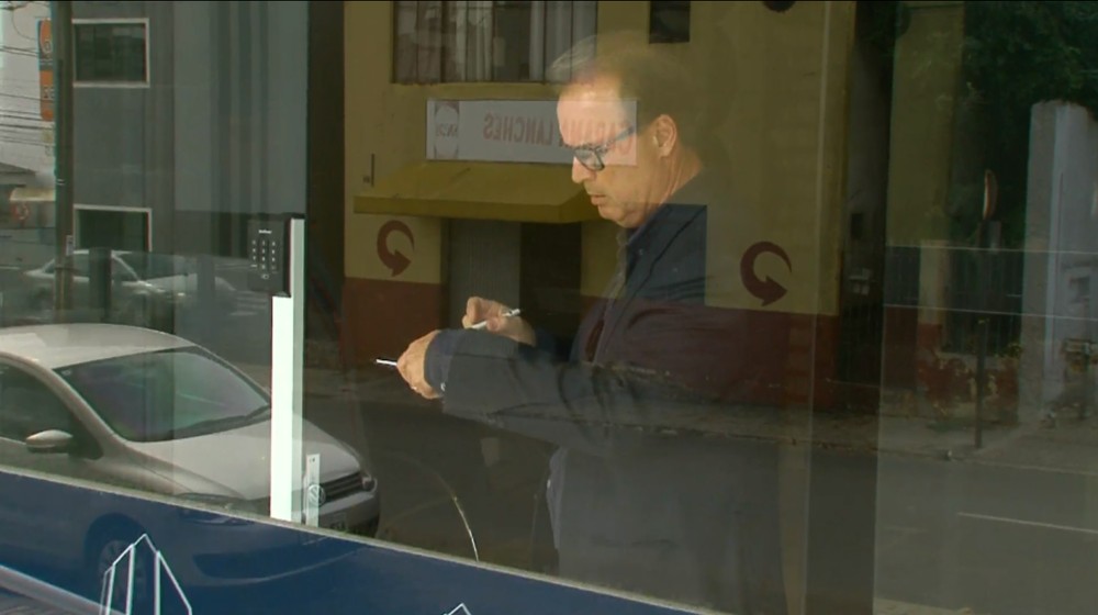 Família de advogada morta por marido contrata perito particular