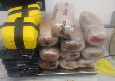 Polícia apreende mais de 11kg de cocaína em embarcação no Amazonas