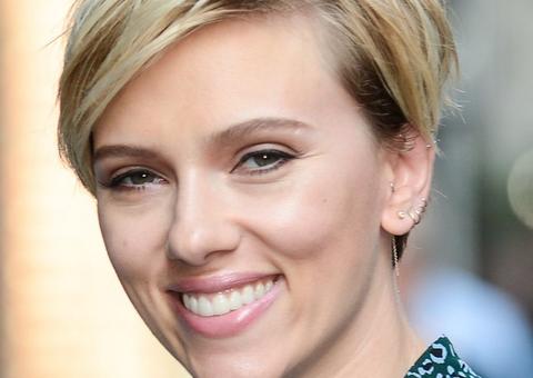  Scarlett Johansson se torna a atriz mais bem paga do mundo; saiba quanto ela ganha