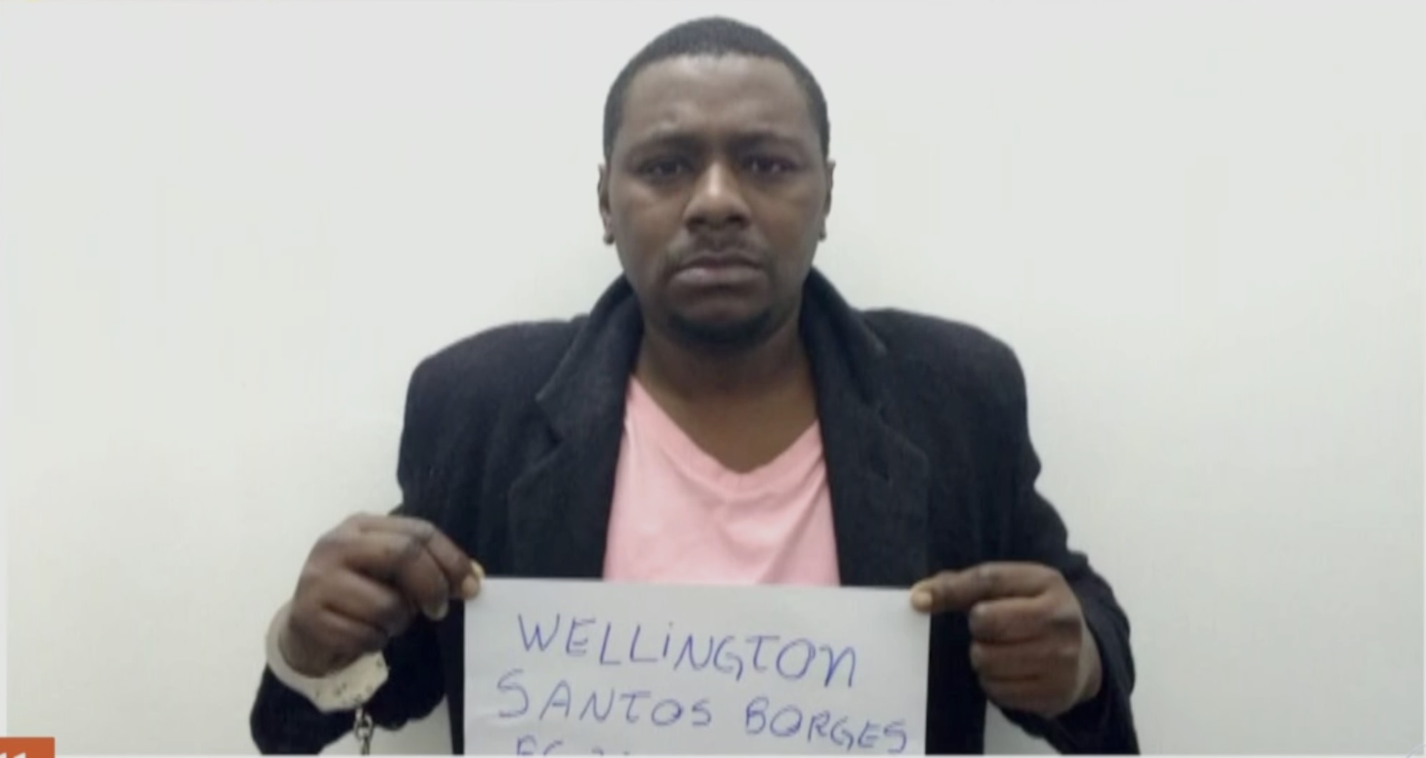 Homem é preso suspeito de matar mulher; corpo estava sob sofá