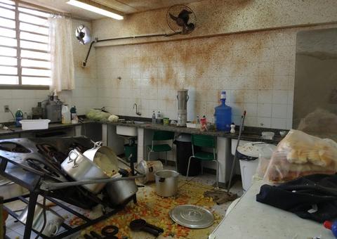 Panela de pressão explode em cozinha de escola e deixa merendeiras feridas