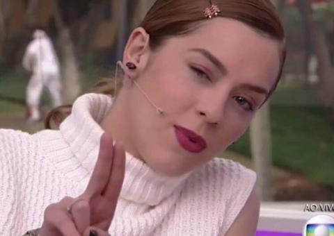 No 'Vídeo Show', homem é atacado por abelhas atrás de Sophia Abrahão e cena viraliza