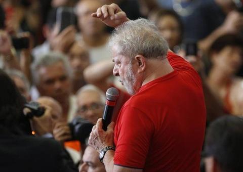  Cadeira de Lula ficará vazia em debate na 'RedeTV!'