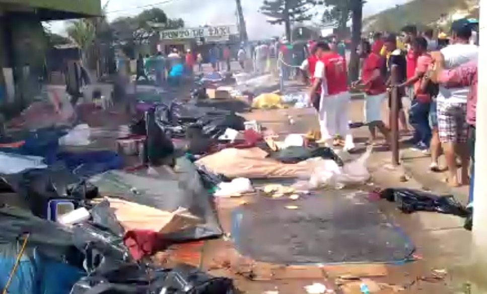  Terror e destruição: Venezuelanos são alvos de ataques em Pacaraima