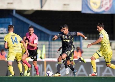 CR7 não faz gol, mas joga bem na vitória da Juve na estreia