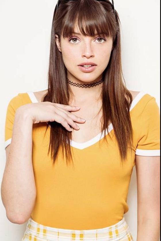  Ágatha Moreira revela relacionamento aberto com Rodrigo Simas: 'podemos beijar outras bocas'