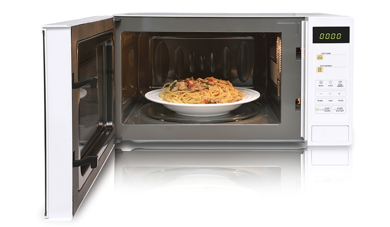 4 coisas que nunca devem ir ao micro-ondas