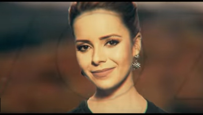 Após ser criticada, Sandy mostra filho em vídeo com outros famosos