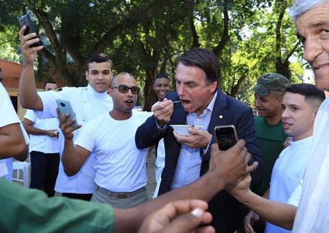 Apoio a Bolsonaro nas eleições 2018 é maior entre homens 