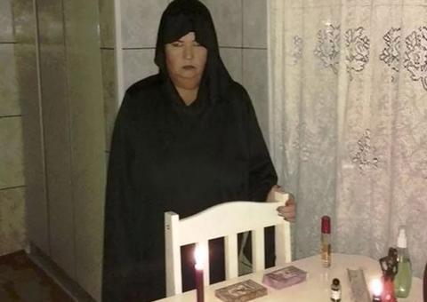 Casal suspeito de matar jovem para receber seguro, vendia pacto com Lúcifer na internet