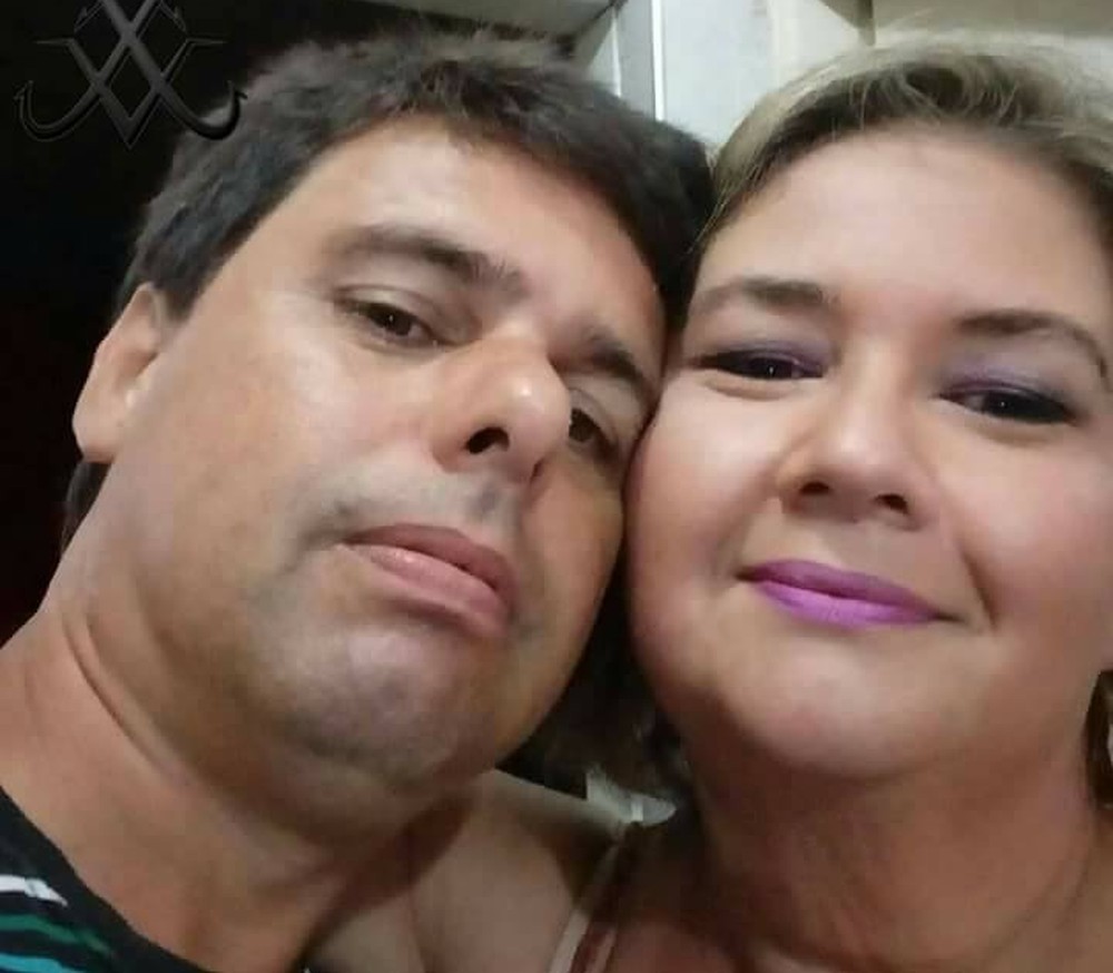 Casal suspeito de matar jovem para receber seguro, vendia pacto com Lúcifer na internet