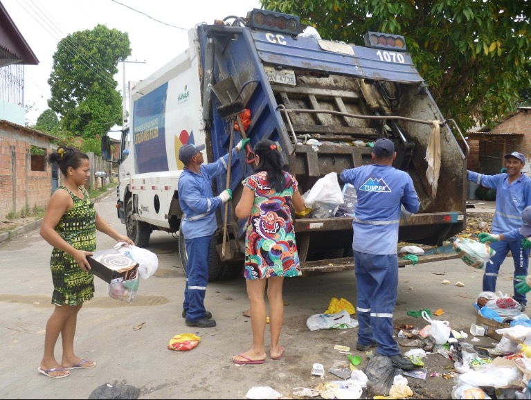 Prefeitura de Manaus contraria campanha de David Almeida sobre coleta de lixo