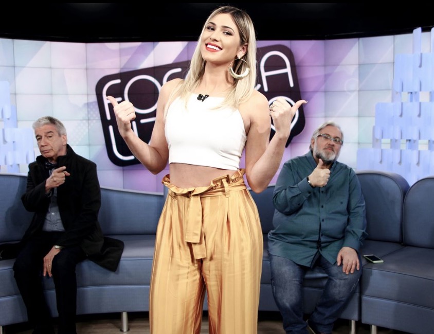 Apresentadores do ‘Fofocalizando’ são proibidos de citar Mara Maravilha