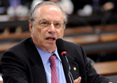 Mesa Diretora da Câmara dos Deputados cassa mandato de Paulo Maluf