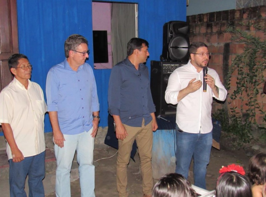 Wilson Lima indica parceria com população para reduzir deficit habitacional 