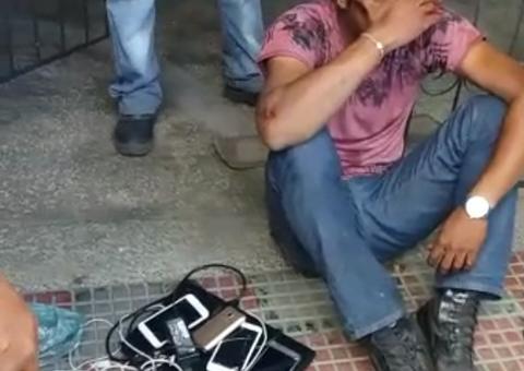 Suspeito de assalto é perseguido e espancado por populares em Manaus