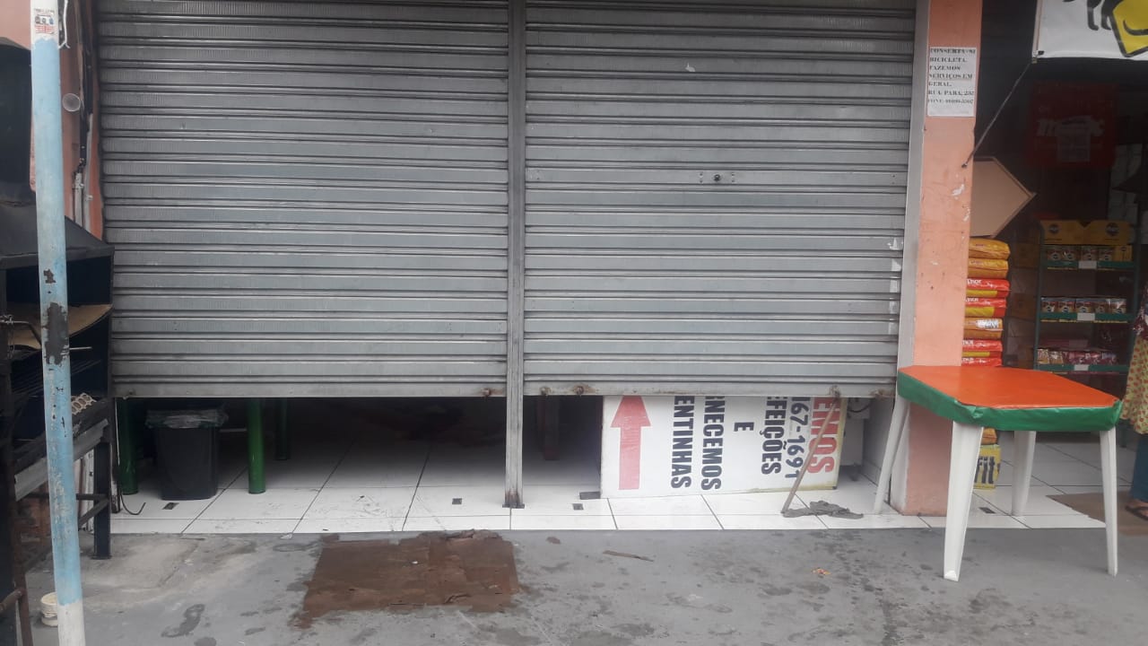 Homem é assassinado com 11 tiros enquanto almoçava em restaurante de Manaus