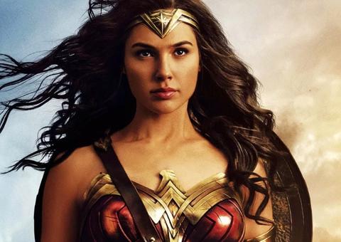 Abaixo-assinado que pede que Mulher-Maravilha seja bissexual já tem 12 mil assinaturas