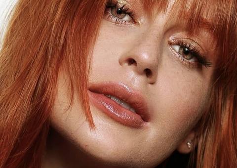 Marina Ruy Barbosa estreia novo visual em evento no Rio; veja fotos