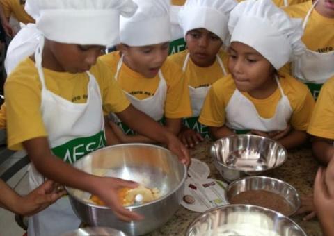  Sesc AM promove o Mesinha Saudável em instituições assistenciais de Manaus