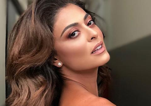 Com roupa transparente, bumbum avantajado de Juliana Paes chama atenção
