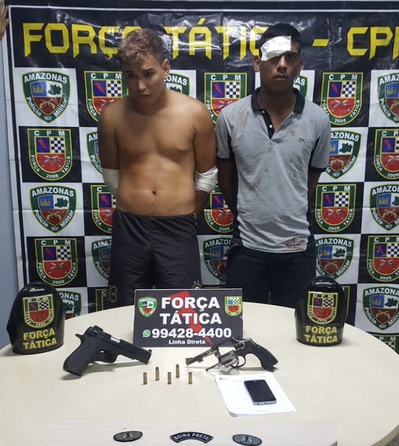 Carro destruído em acidente em Manaus havia sido roubado; trio foi preso