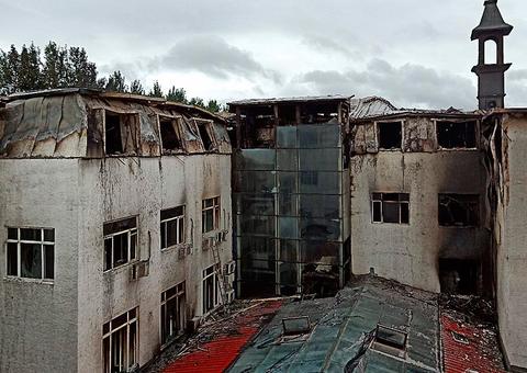 Dono de hotel é detido por incêndio que causou 19 mortes na China