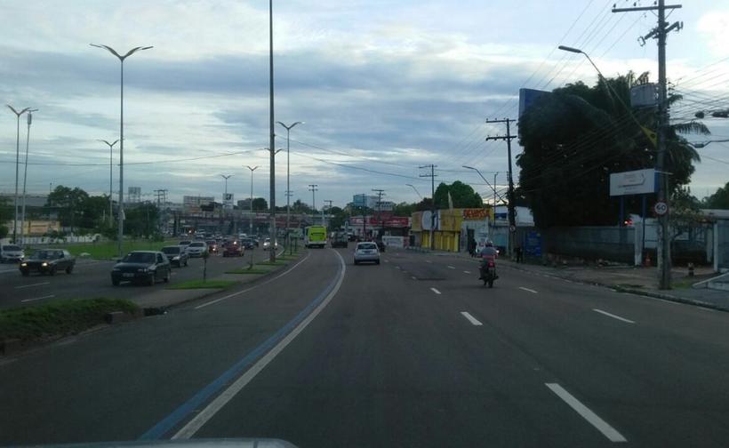 Idoso morre ao ser atropelado na Avenida Torquato Tapajós 