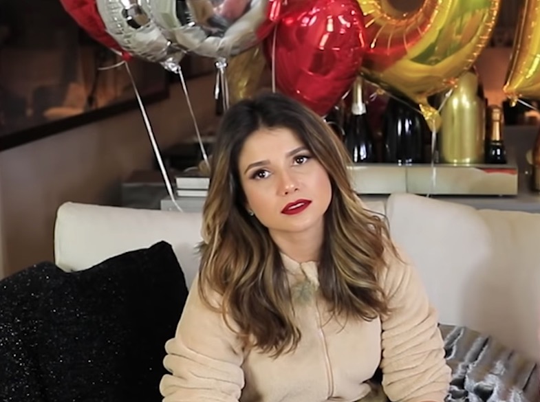 Paula Fernandes relembra traição após mexer no celular do ex-namorado