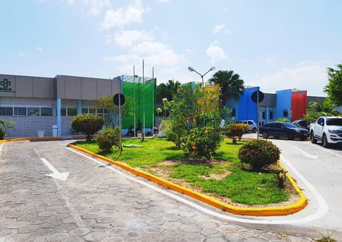 Enquanto dormia, criança é atingida por tiro durante perseguição policial em Manaus