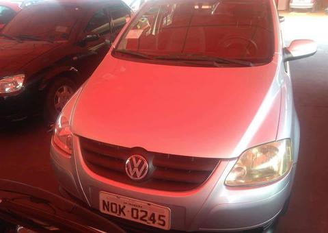 Motorista de aplicativo tem carro roubado em avenida de Manaus 