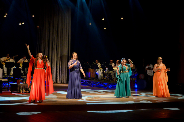 Sambistas amazonenses agitam primeiro dia do Passo a Paço  