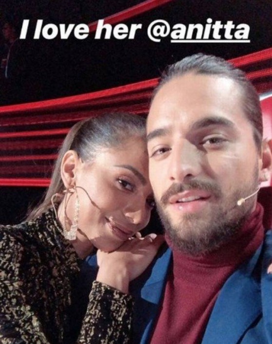 Maluma posta foto com Anitta e se declara 