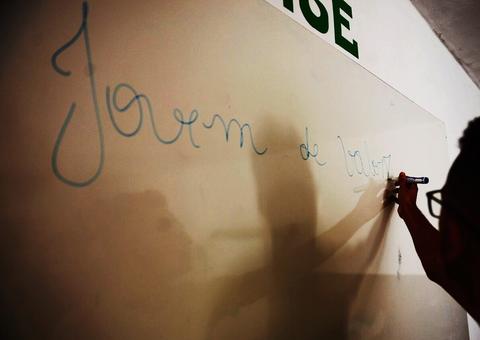 Sete milhões de estudantes têm atraso escolar no Brasil, diz Unicef 