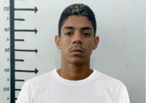 Suspeito de matar rival com sete tiros é preso enquanto lanchava no Amazonas  