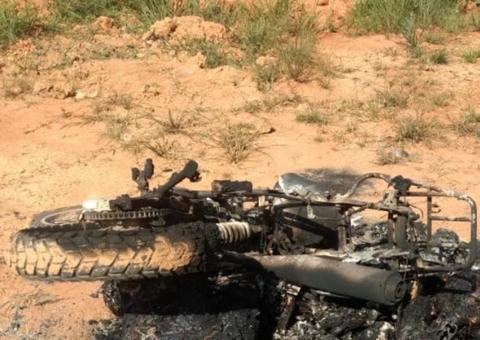 Irmãos são esquartejados e carbonizados em estrada no Amazonas