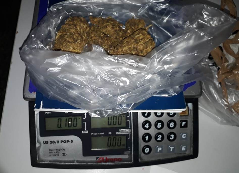 Aumenta em 75% número de mulheres presas por tentar entrar com drogas em presídios de Manaus 